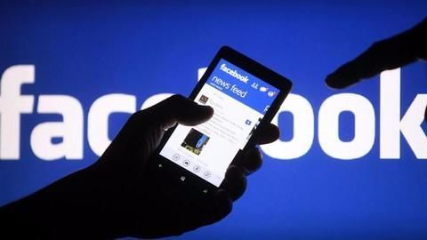 quảng cáo facebook